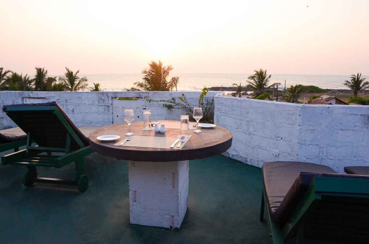 Yoho Beach Glory Hotel Negombo Dış mekan fotoğraf